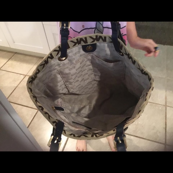 SOLD - Picture 2 of 3